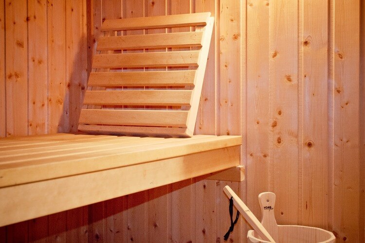 zalety korzystania z sauny