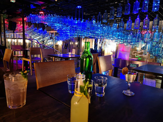 Zamieszanie - cocktail bar Warszawa