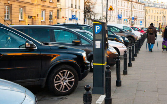 majówka w warszawie - bezpłatne parkingi