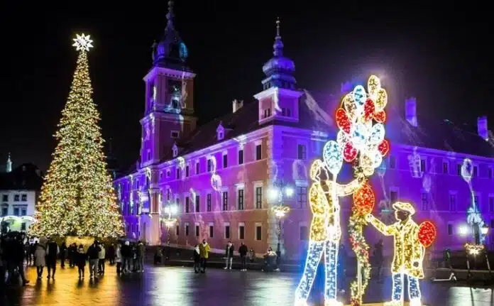 Świąteczne iluminacje w Warszawie