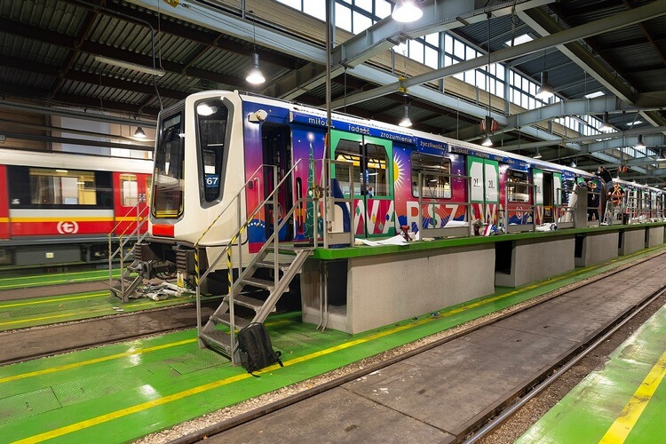 świąteczne metro w Warszawie