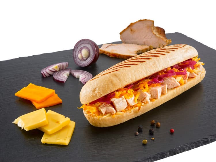 panini z kurczakiem deska