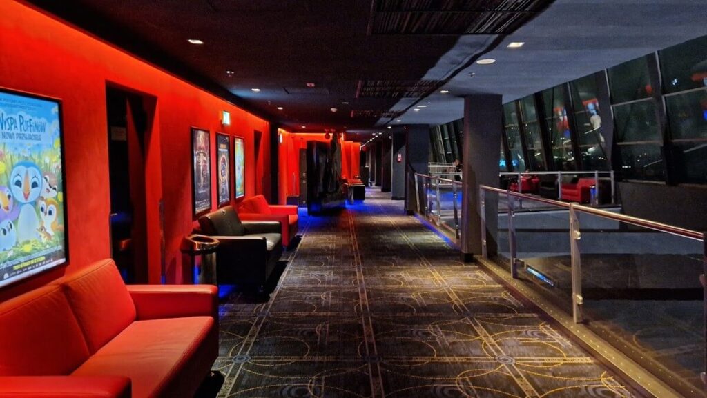 Cinema City Promenada - Ostrobramska 75C