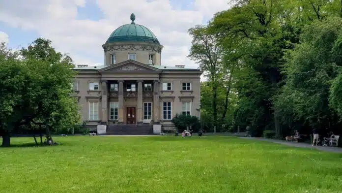 Spacery po Warszawie z przewodnikiem za darmo - Królikarnia