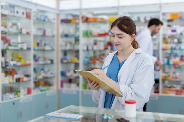 farmacja misja spoleczna i wymagania