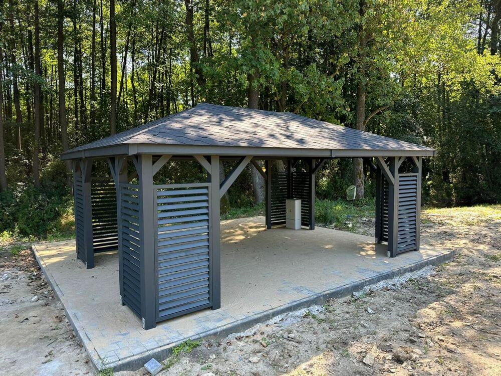 Jesień i zima – najlepszy moment na zakup domku narzędziowego i altany ogrodowej Altana ogrodowa