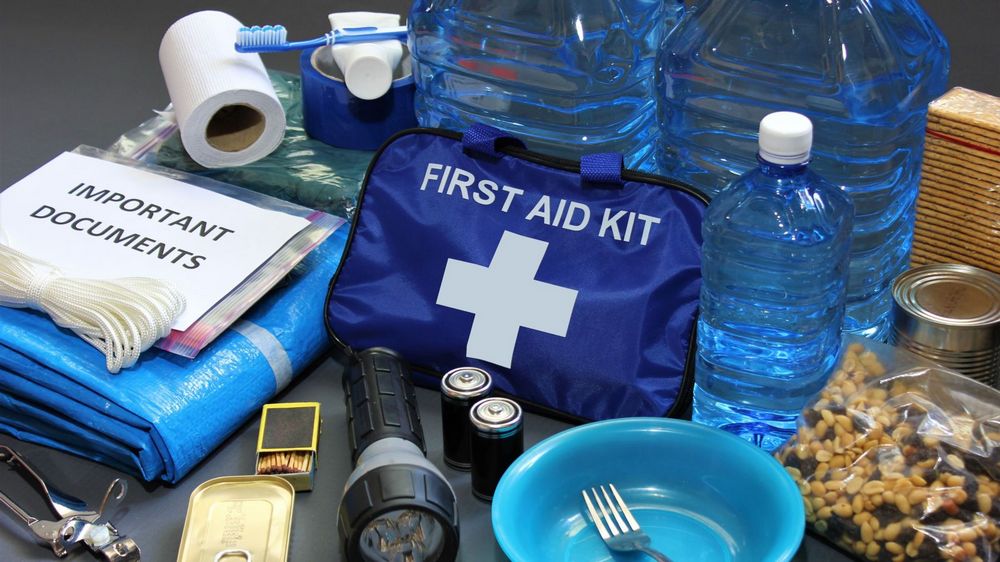Jak się przygotować na wypadek wojny i kryzysu - first aid kit check lista