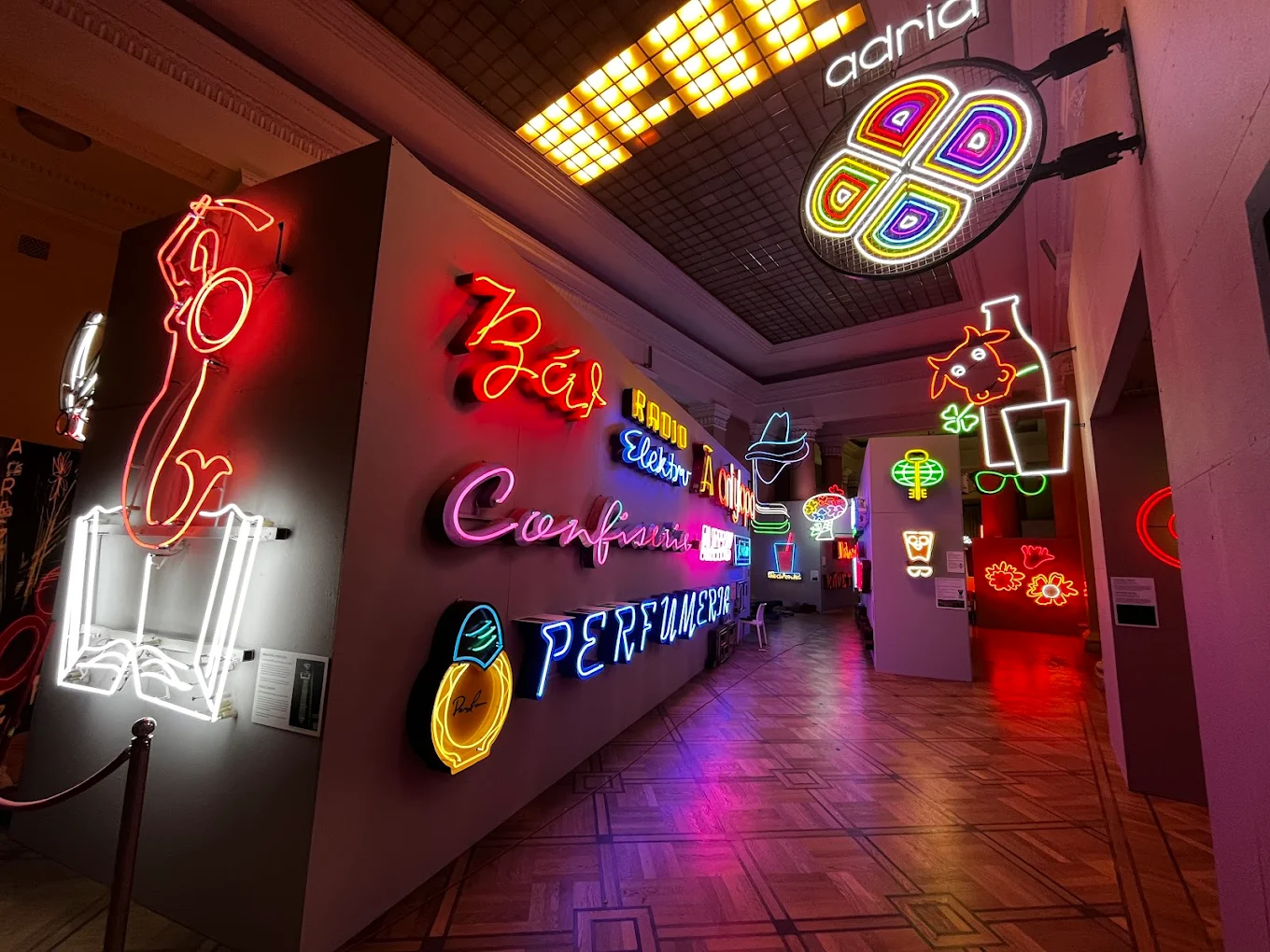 Muzeum Neonów w Warszawie