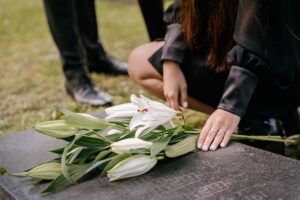Jakie dokumenty są potrzebne po śmierci bliskiej osoby