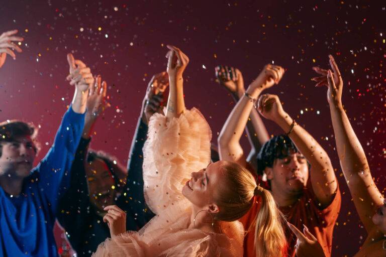 Najlepsze kluby w Warszawie z muzyką disco polo