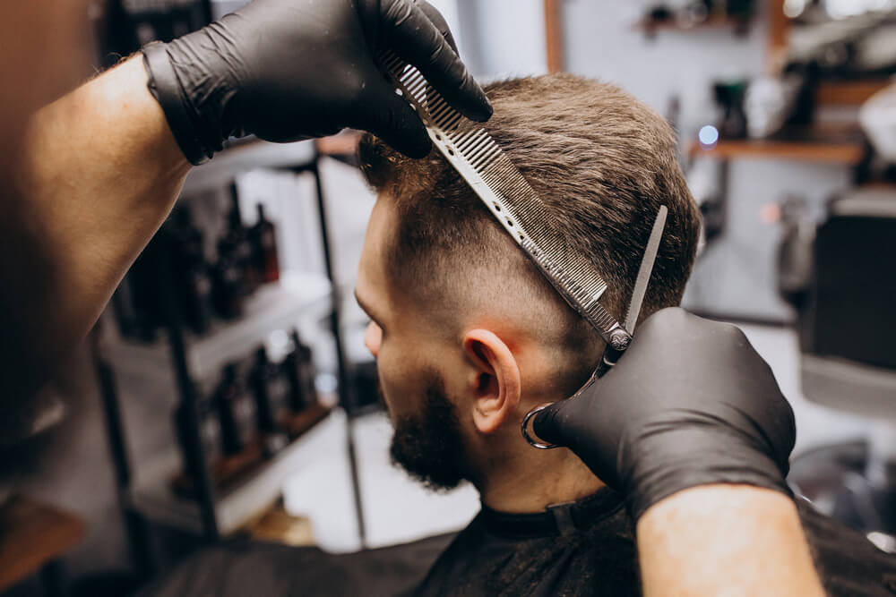 Najlepszy barbershop w Warszawie – TOP lista barberów i przewodnik