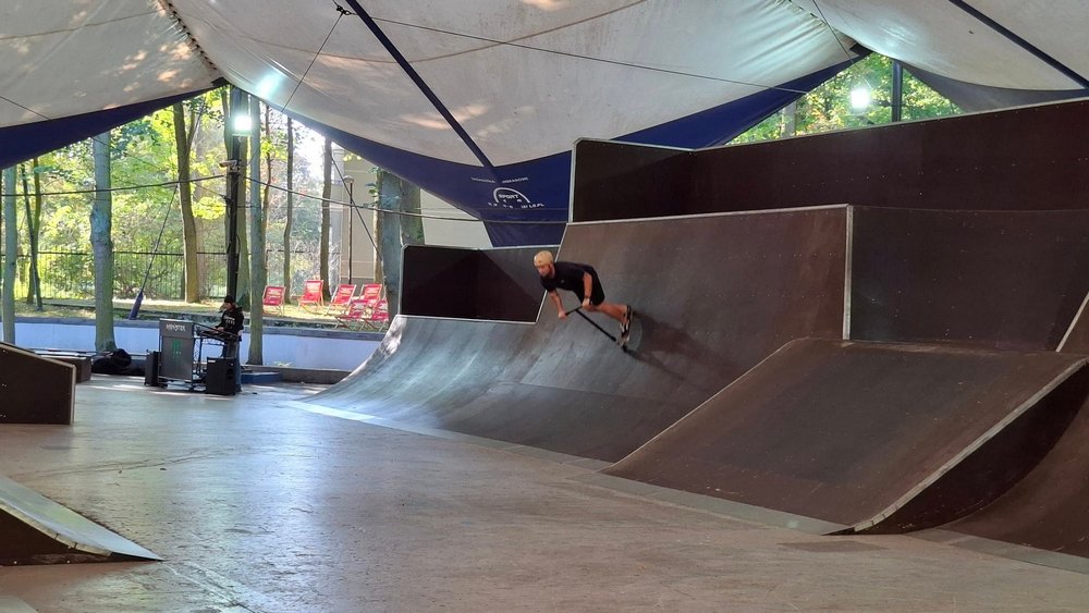 Skatepark Jutrzenka w Warszawie