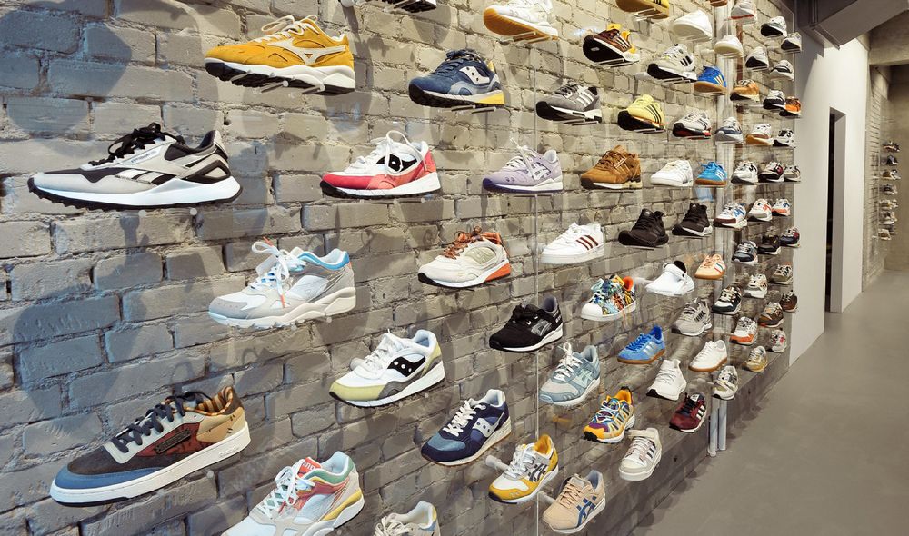 Sneaker store Warszawa – gdzie kupić najlepsze sneakersy w Warszawie