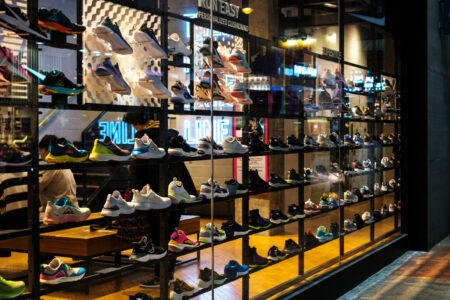 Sneaker store Warszawa – najlepsze sklepy ze sneakersami w Warszawie