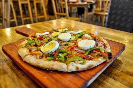 Pizza na cienkim cieście