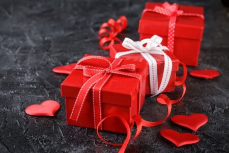 Ranking 10 najbardziej pożądanych prezentów walentynkowych według kobiet w 2026 roku Ranking 10 najbardziej pożądanych prezentów walentynkowych według kobiet w 2026 roku