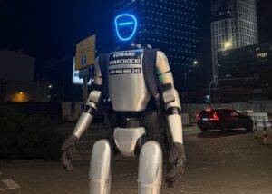Edward Warchocki – robot influencer
