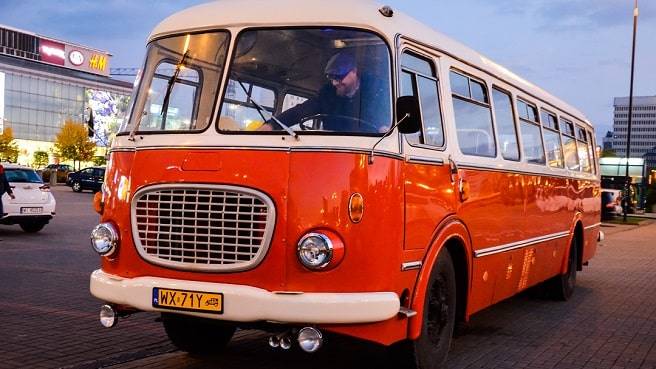 Piękny brzeg – Ogórkiem po Żoliborzu – wycieczka Warszawa Piękny brzeg – Ogórkiem po Żoliborzu – wycieczka Warszawa