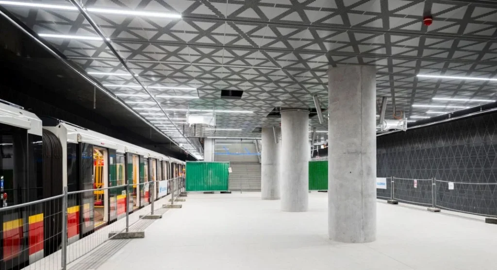 Jak zmieni się komunikacja po uruchomieniu metra na Bemowie? Ruszyły konsultacje Jazdy testowe metra na Bemowie. Autor: Ewelina Lach / UM Warszawa